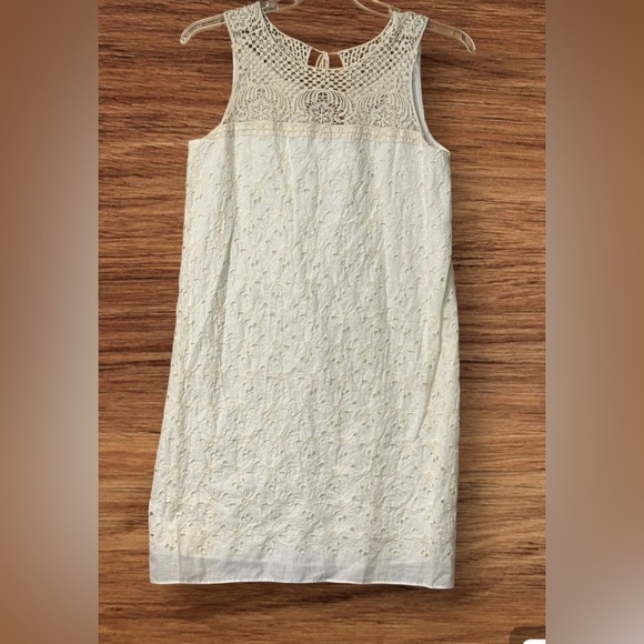 NWT Max Studio Floral Eyelet Sheath Dress - Picture 2 of 9